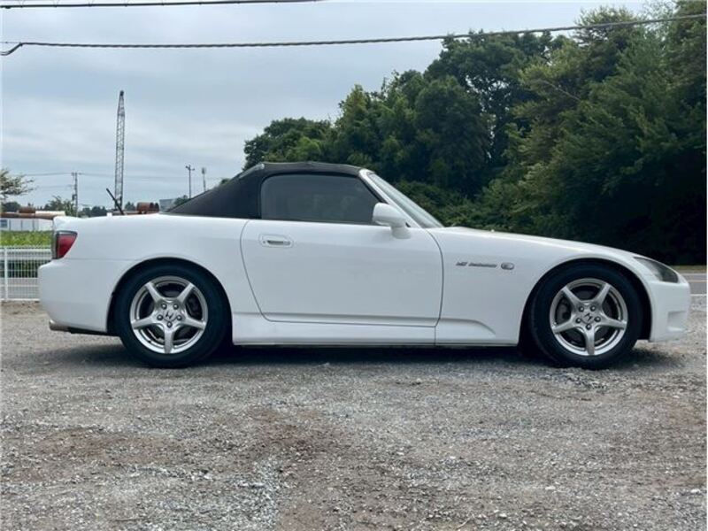 S2000