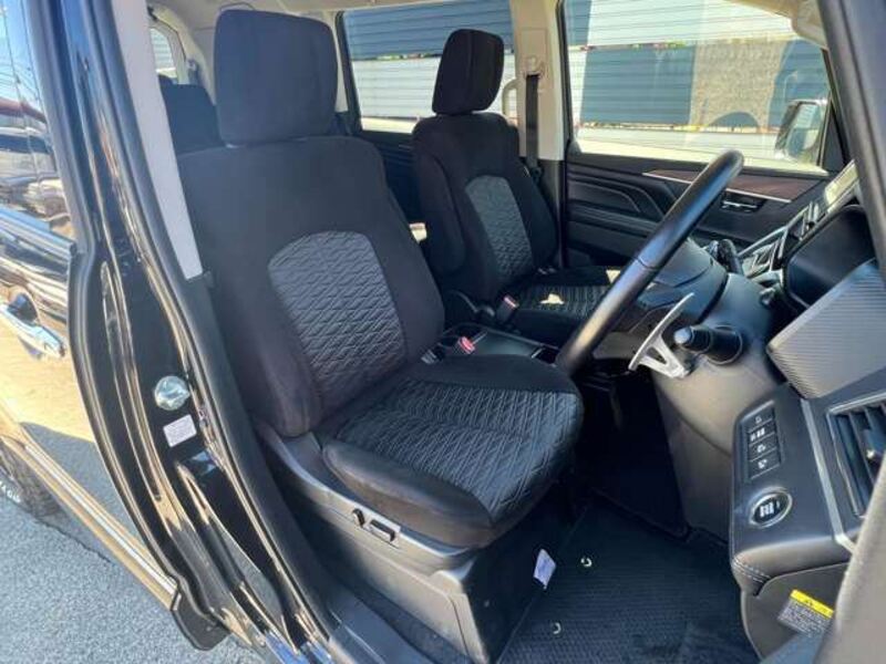DELICA D5