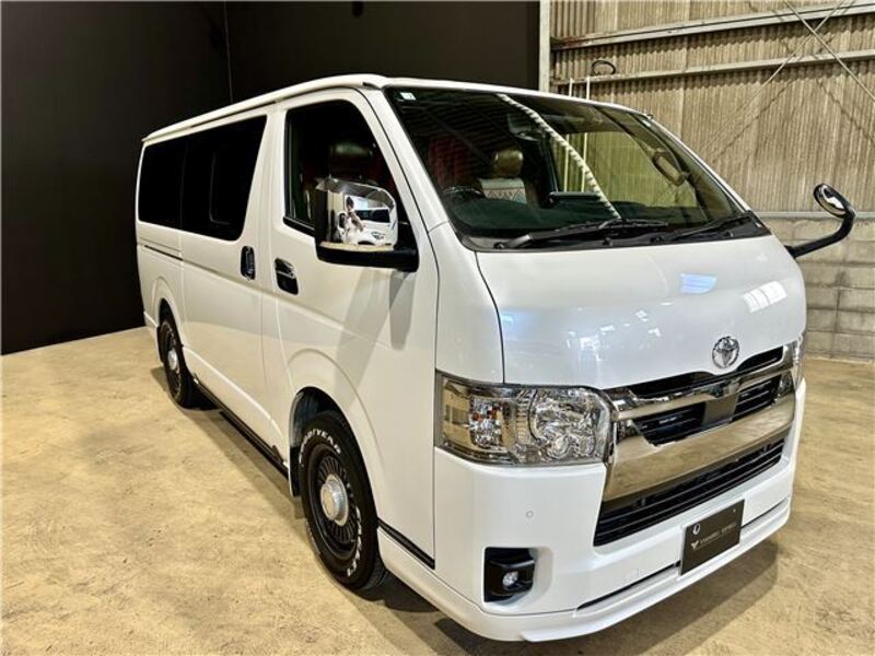 HIACE VAN
