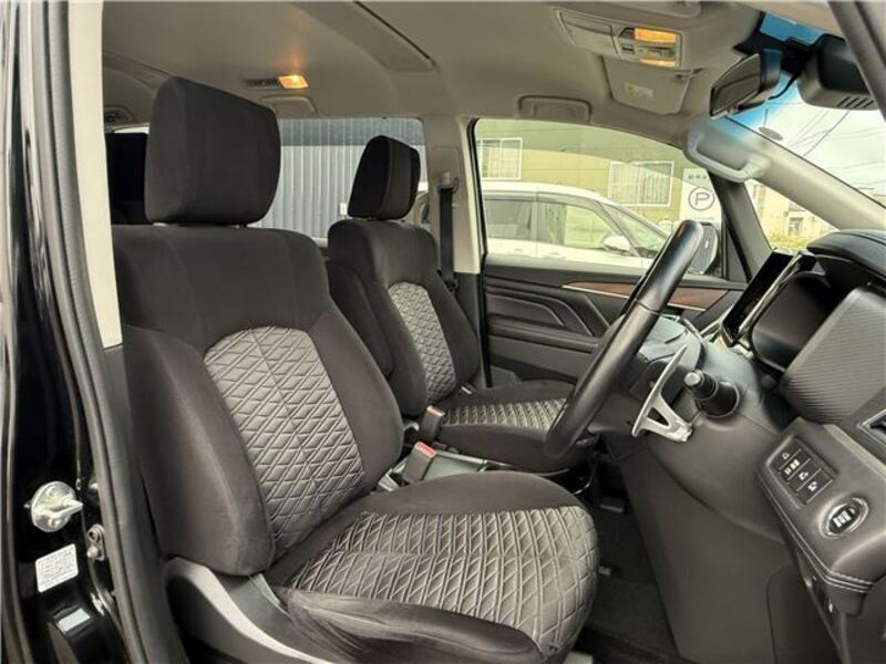 DELICA D5