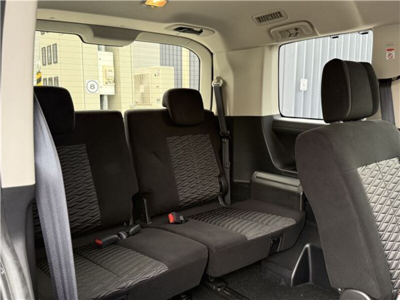 DELICA D5
