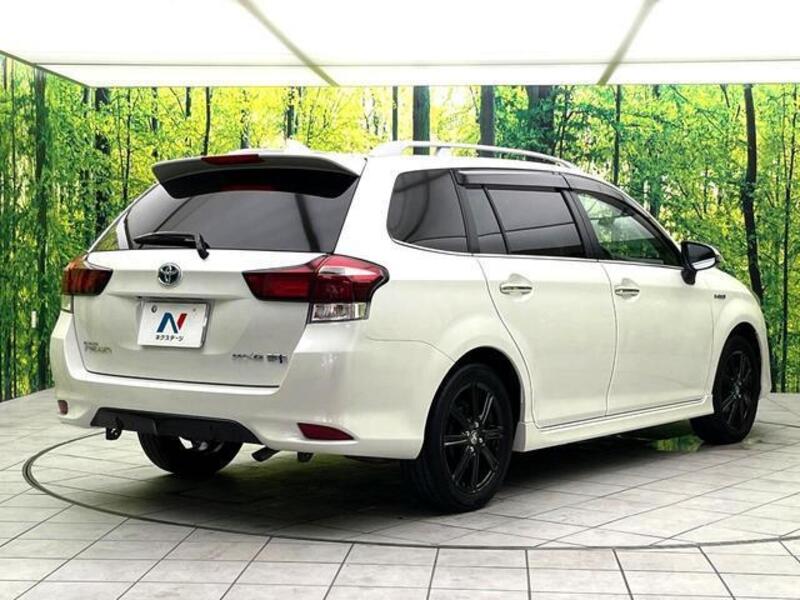 COROLLA FIELDER