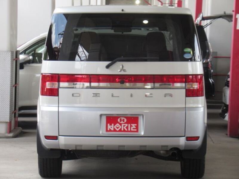DELICA D5