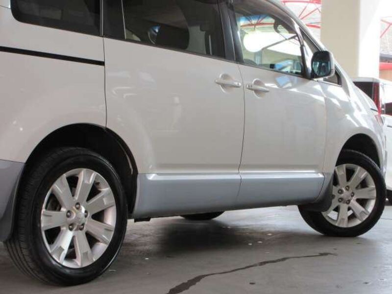DELICA D5