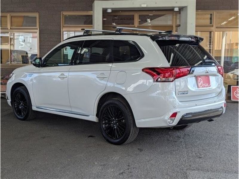 OUTLANDER PHEV