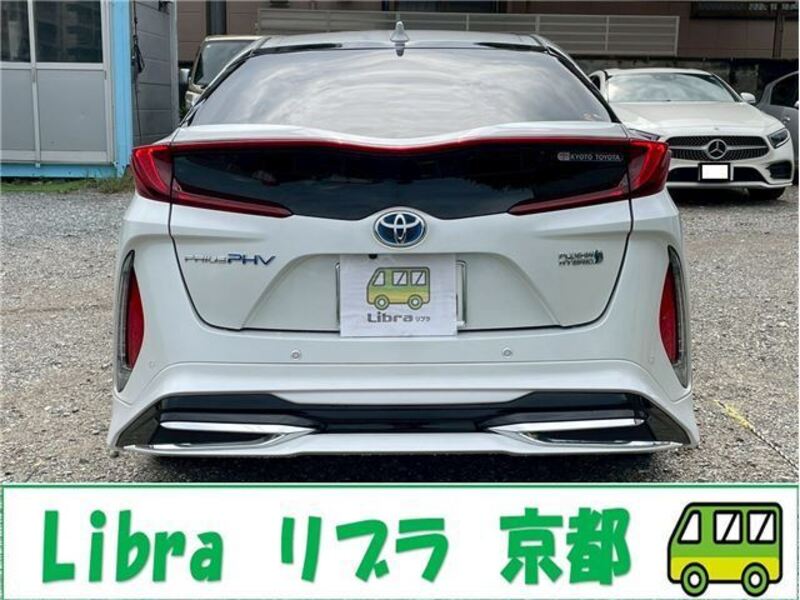 PRIUS PHV