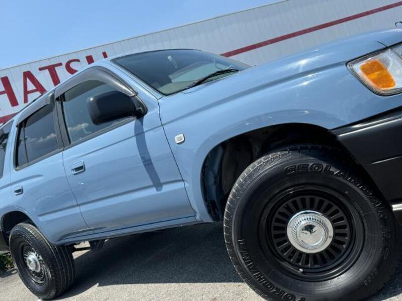 HILUX SURF