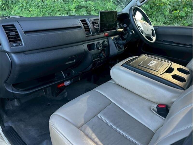HIACE