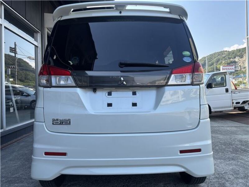 DELICA D2