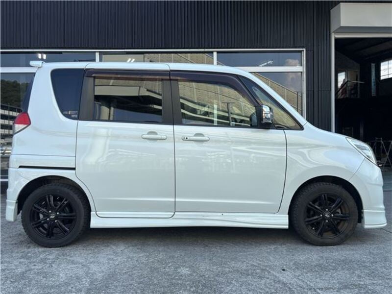 DELICA D2