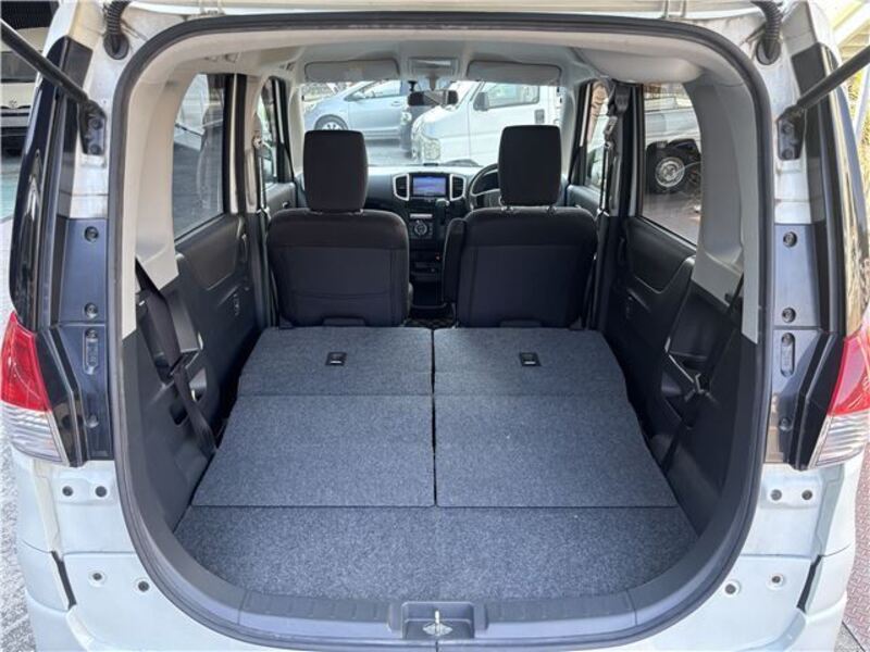 DELICA D2