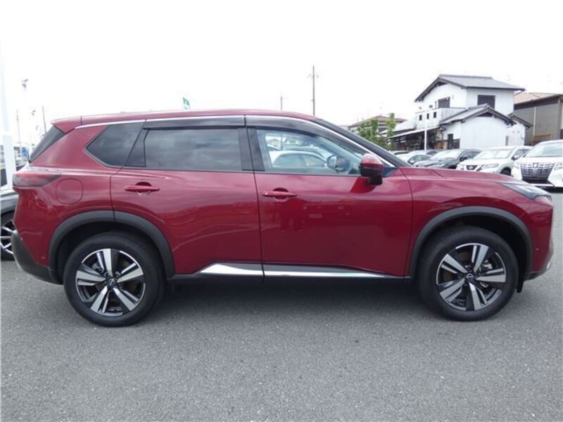 X-TRAIL