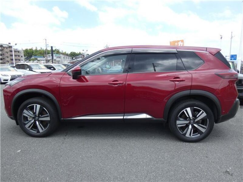 X-TRAIL