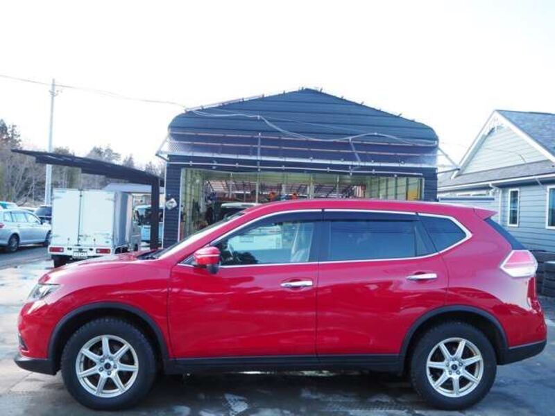 X-TRAIL