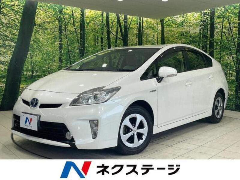 TOYOTA PRIUS