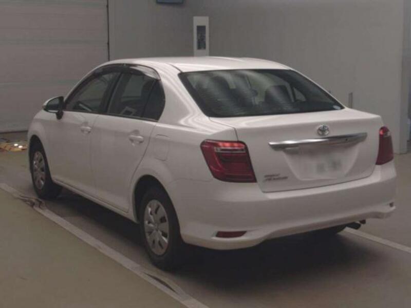 COROLLA AXIO
