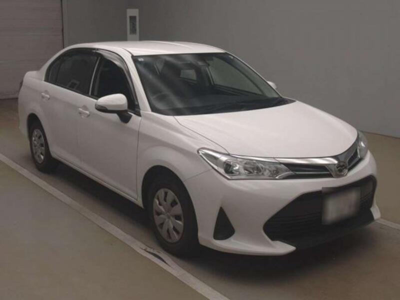 COROLLA AXIO