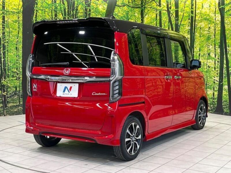 N BOX CUSTOM
