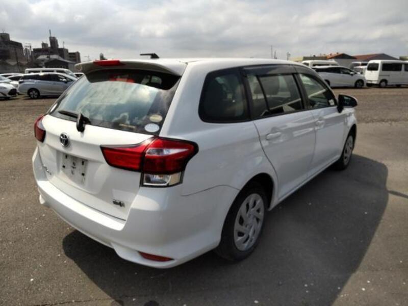 COROLLA FIELDER