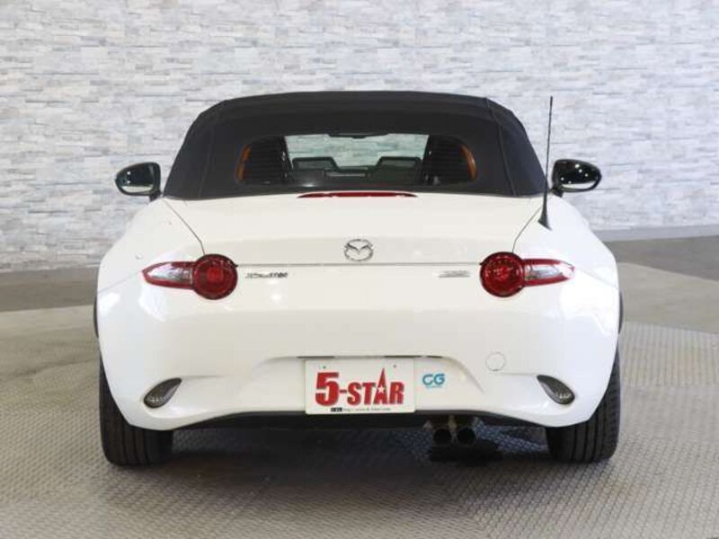 ROADSTER