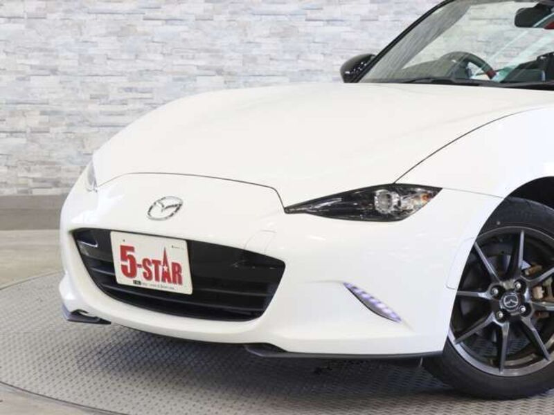 ROADSTER