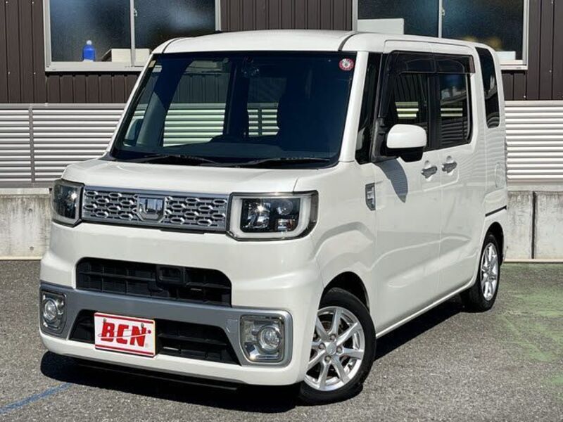 DAIHATSU WAKE