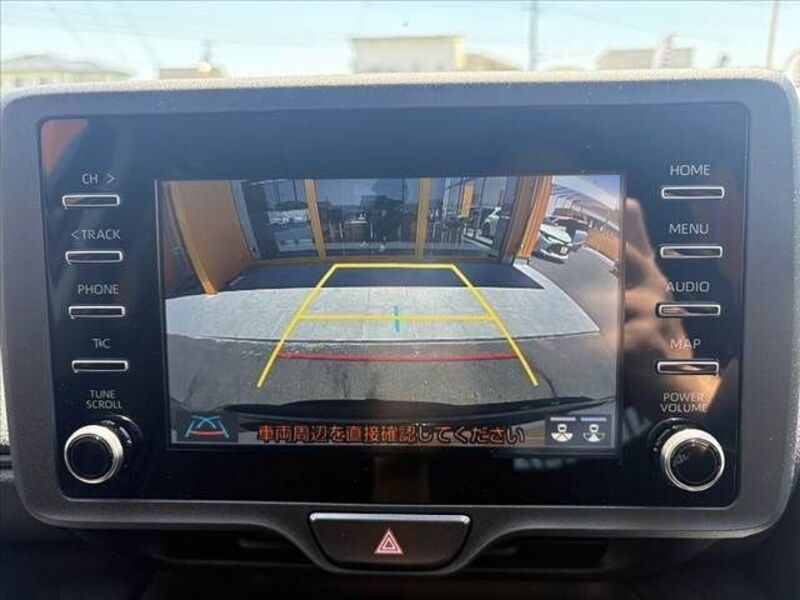 YARIS CROSS