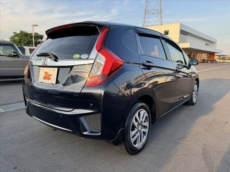 FIT HYBRID