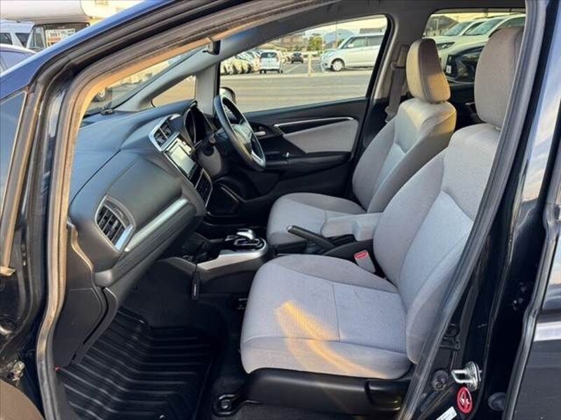 FIT HYBRID