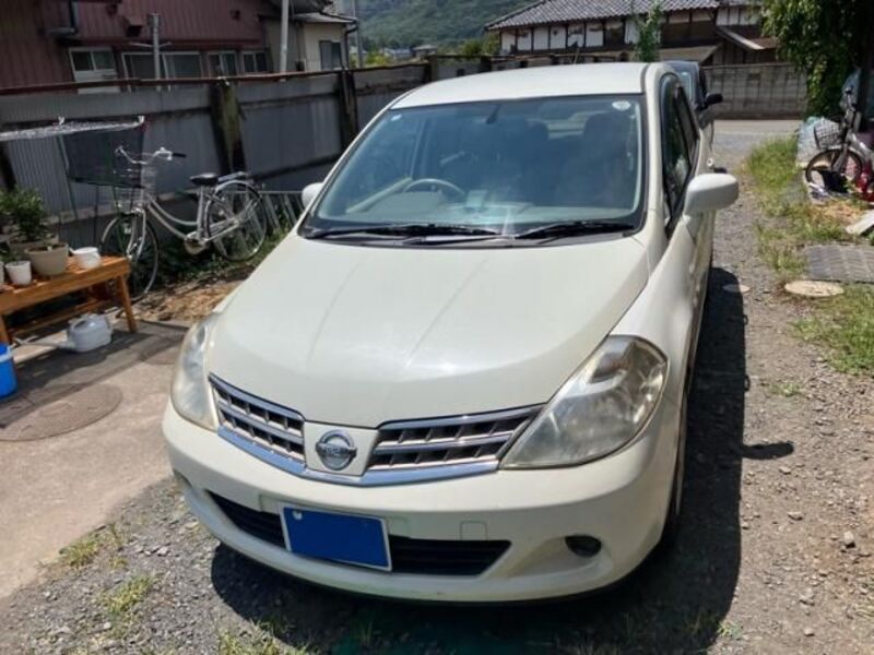 NISSAN LATIO