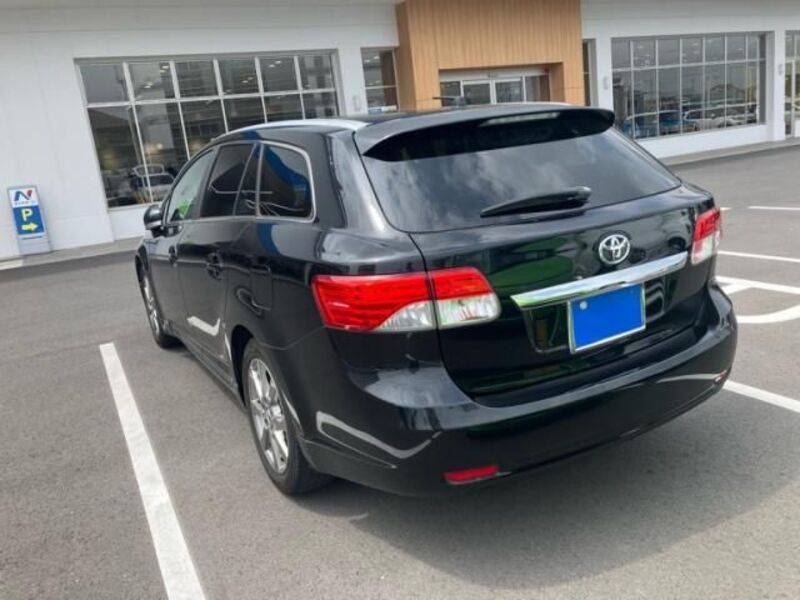 AVENSIS WAGON