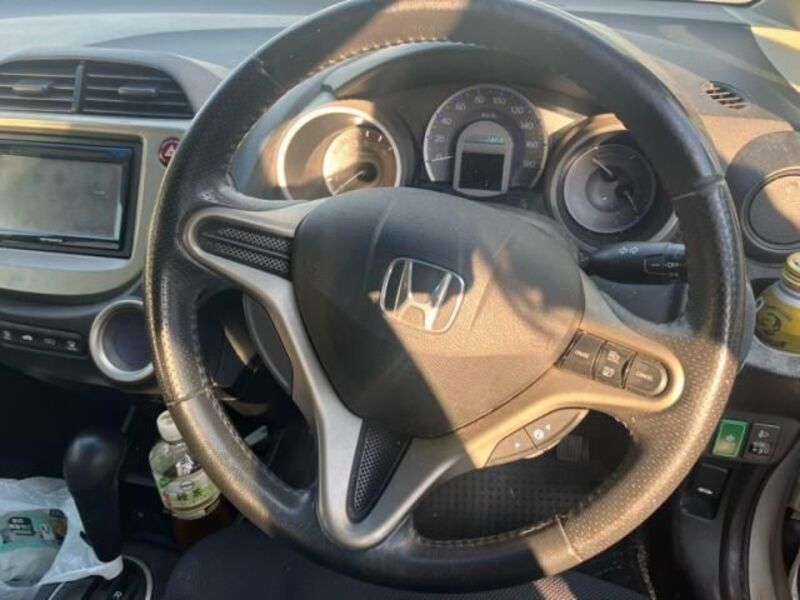 FIT HYBRID