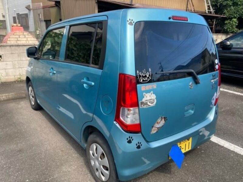 WAGON R