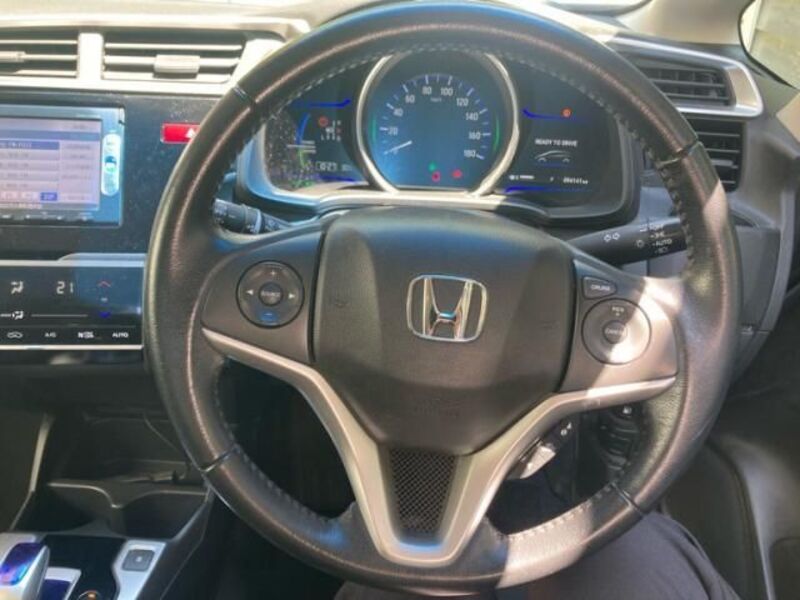 FIT HYBRID
