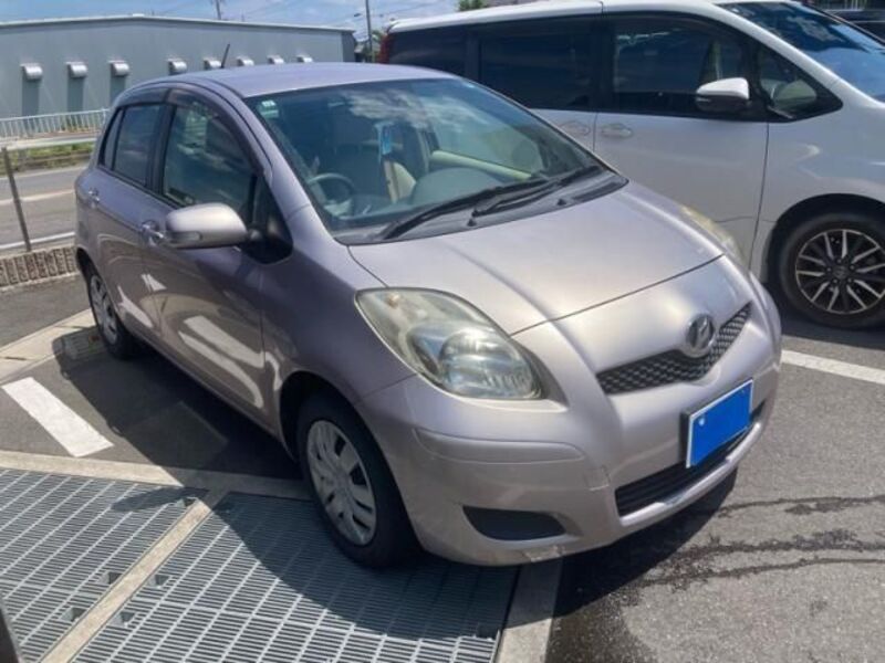 TOYOTA VITZ