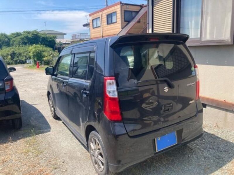 WAGON R