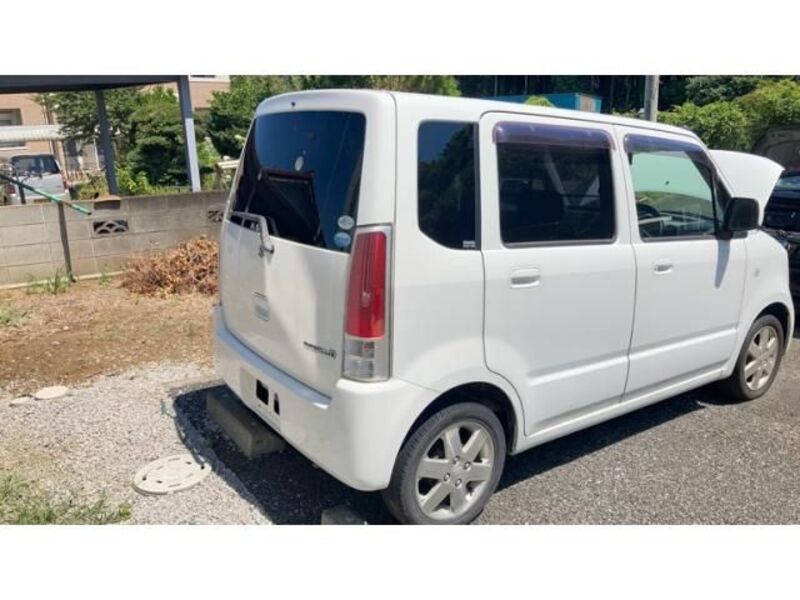 WAGON R