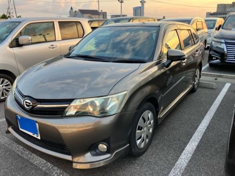 COROLLA FIELDER