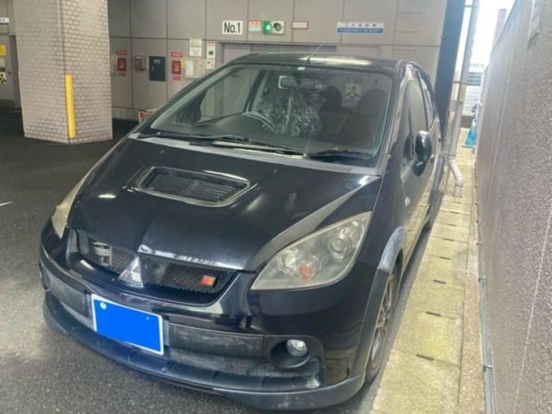 MITSUBISHI COLT