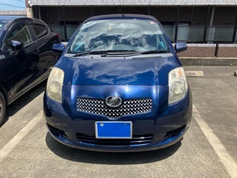 TOYOTA VITZ