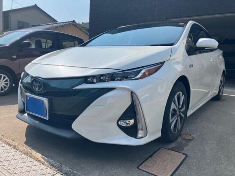 PRIUS PHV