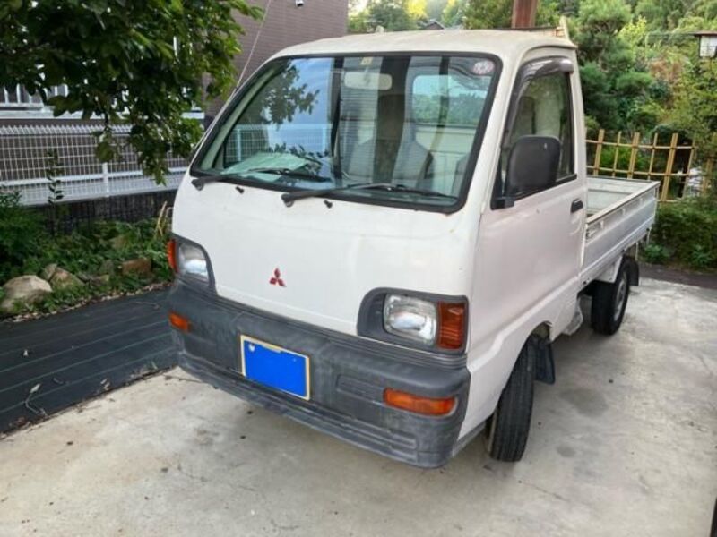 MINICAB TRUCK