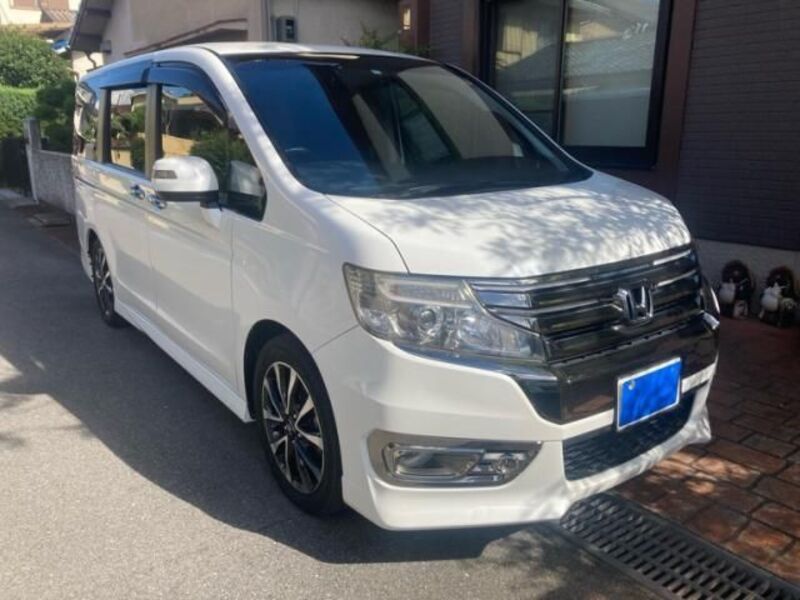 HONDA STEPWAGON SPADA