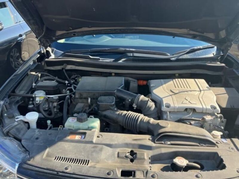 OUTLANDER PHEV