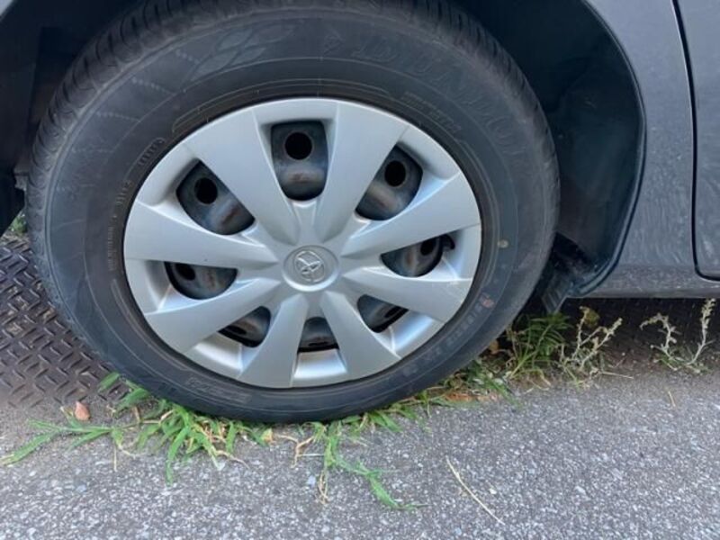 COROLLA AXIO