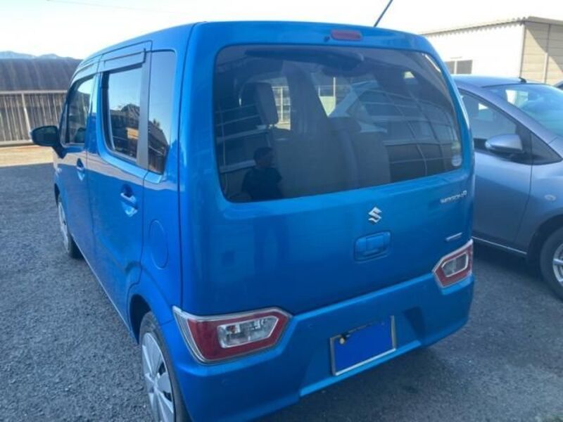 WAGON R