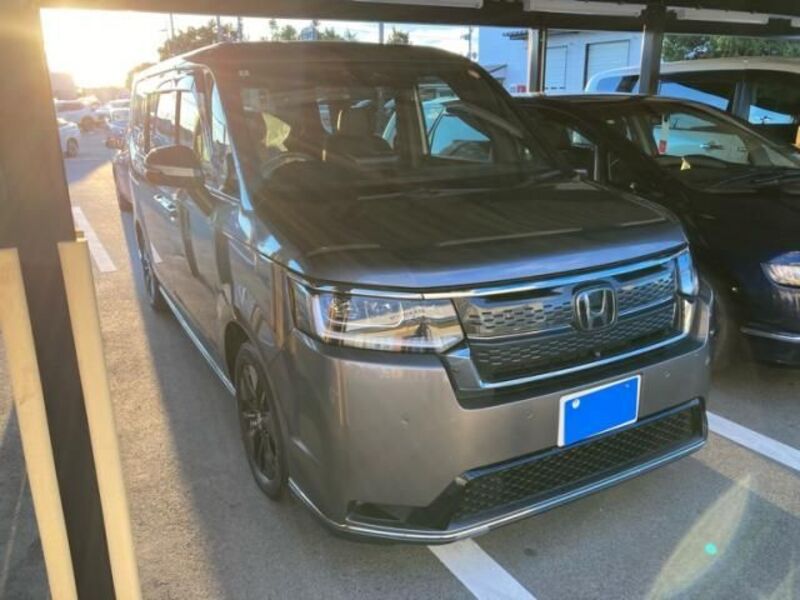 HONDA STEPWAGON SPADA