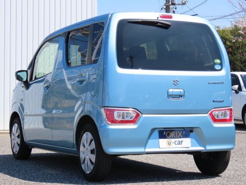 WAGON R