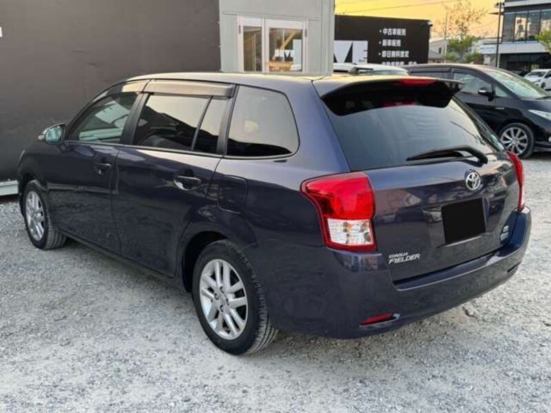 COROLLA FIELDER