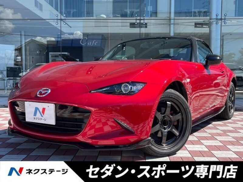 ROADSTER-0